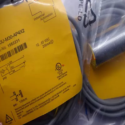 Turck DBI10U-M30-AP4X2